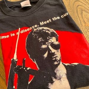 Black Cobra graphic Tee. Machine wash. Great condition. Fruit of the loom.